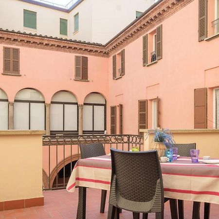 Galleria del toro apartments Bologna Esterno foto