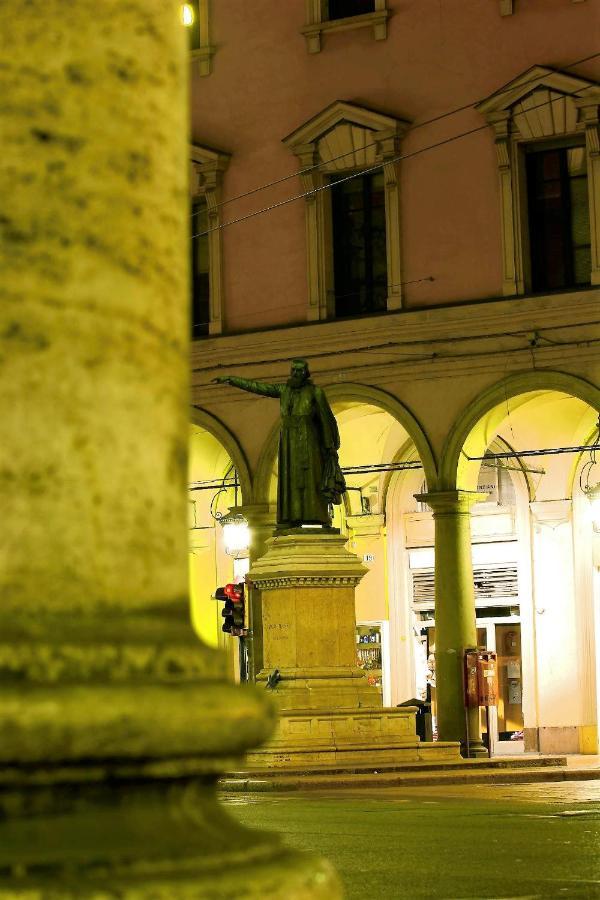 Galleria del toro apartments Bologna Esterno foto