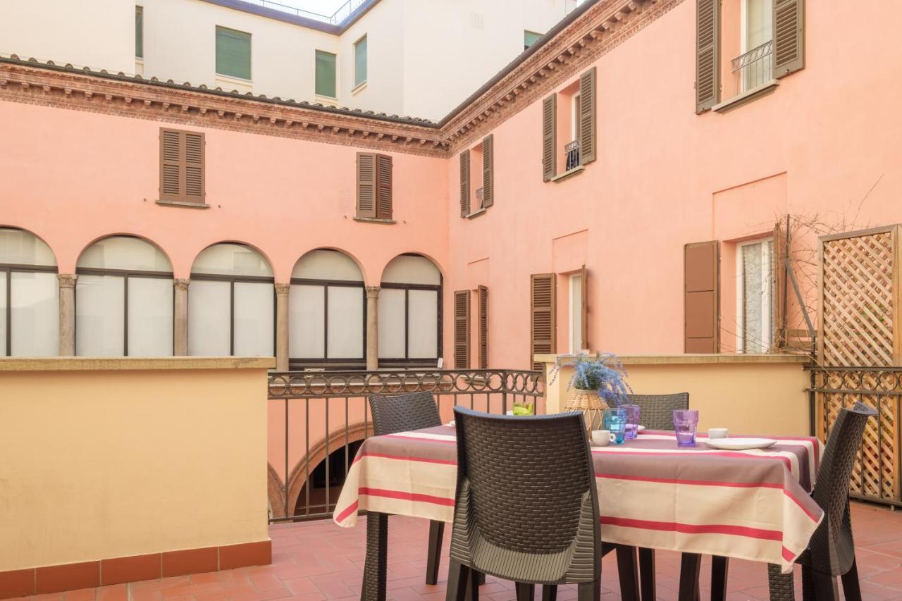 Galleria del toro apartments Bologna Esterno foto