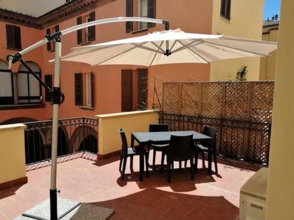 Galleria del toro apartments Bologna Esterno foto